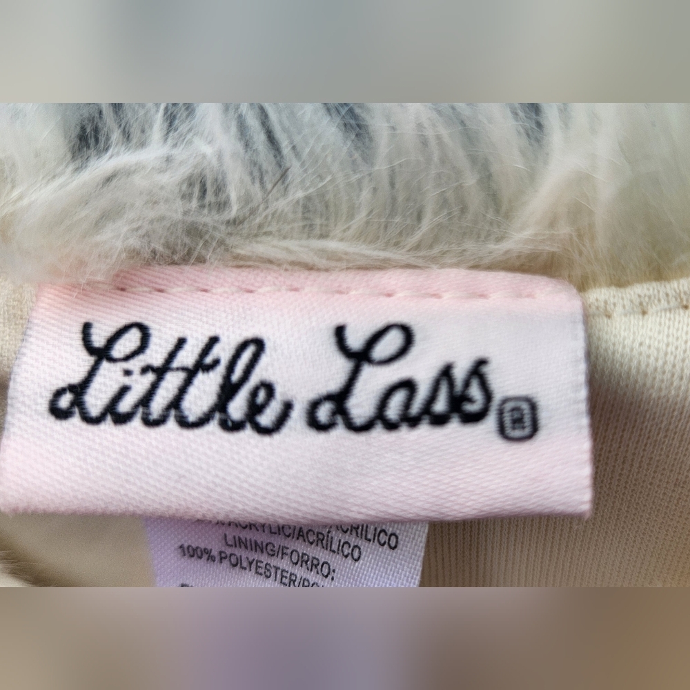 Adorable Little Lass Girls' cream faux fur vest Size 6M - Picture 3 of 7